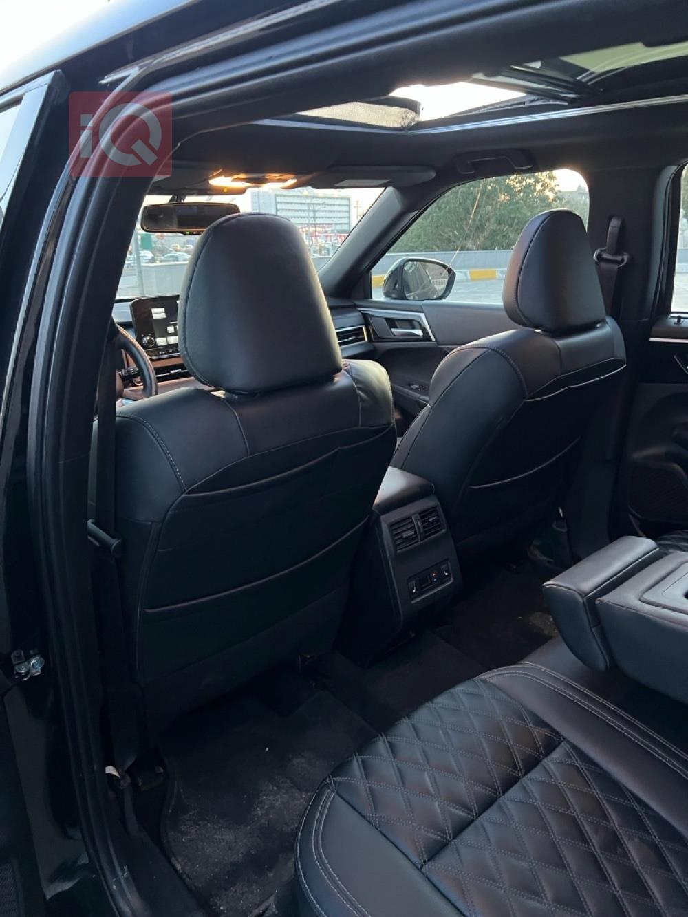 ميتسوبيشي اوتلاندر